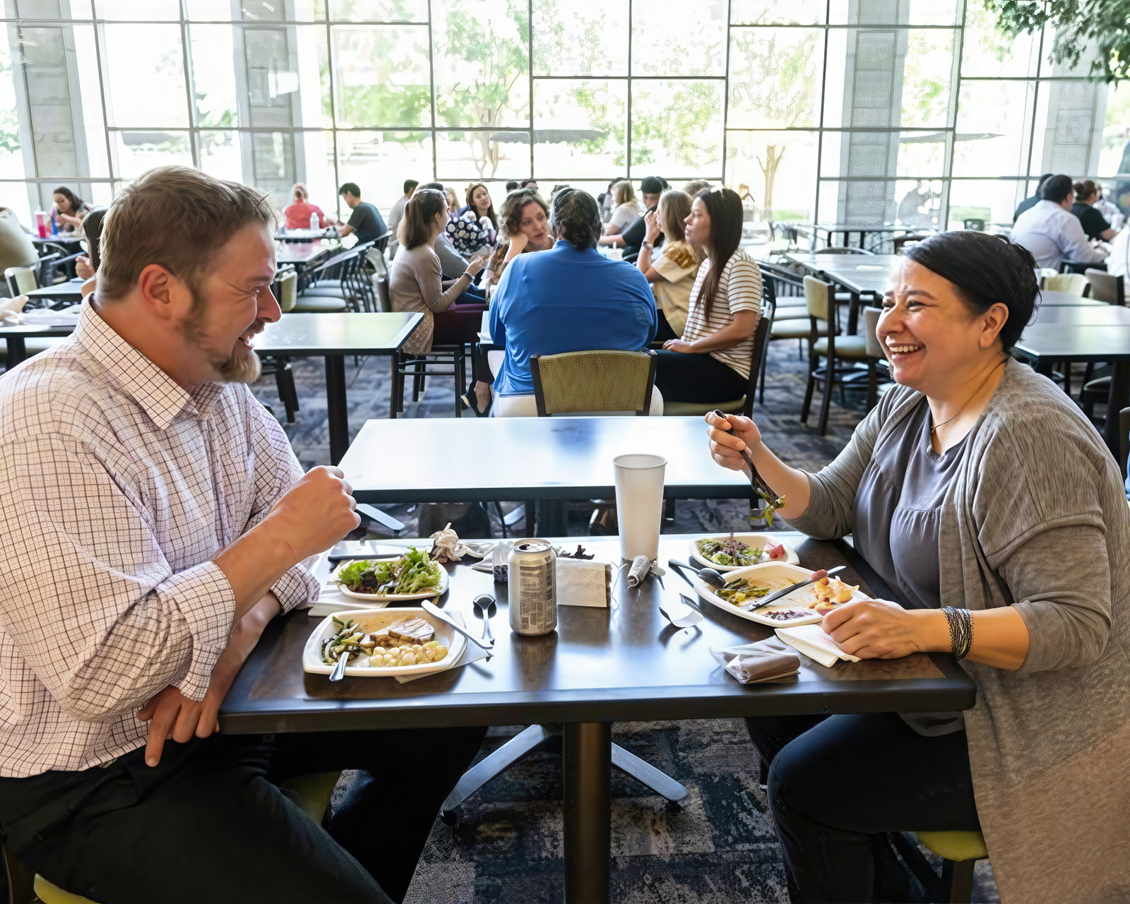 People eating together in the Mizzou Student Center