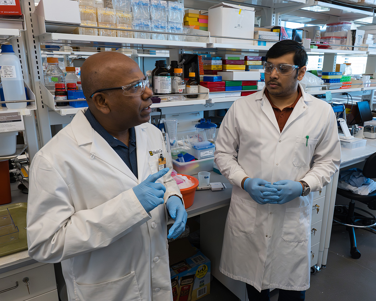 Satya Rachagani and postdoctoral fellow Nagabhishek Sirpu Natesh in the lab.