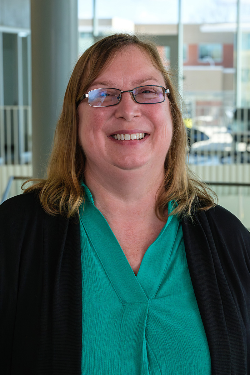 Shelly Minteer portrait